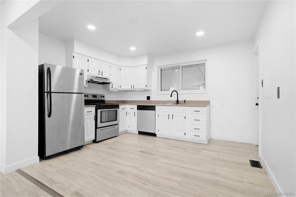 12254 E Beekman Place, Denver