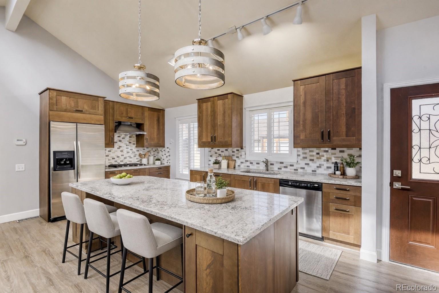 Photo of Listing #5832935