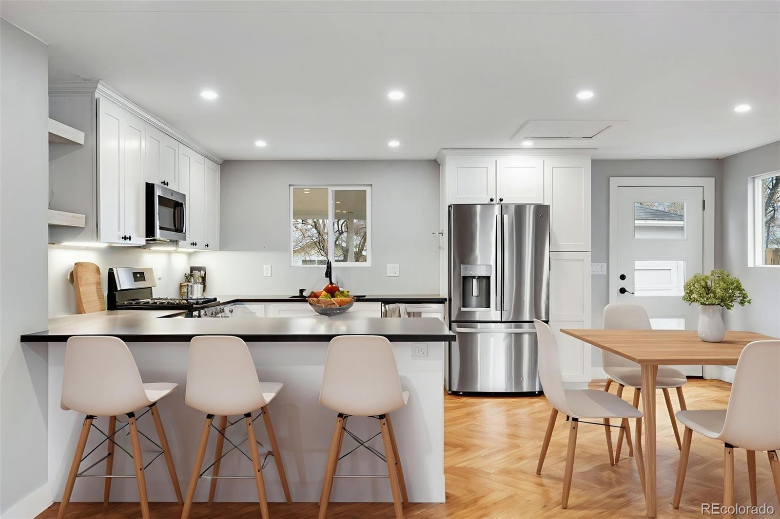 Photo of Listing #5838096