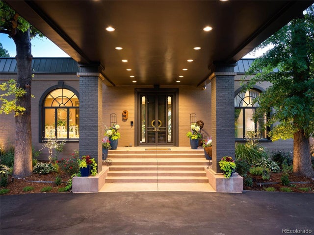 9 Sedgwick Drive, Englewood