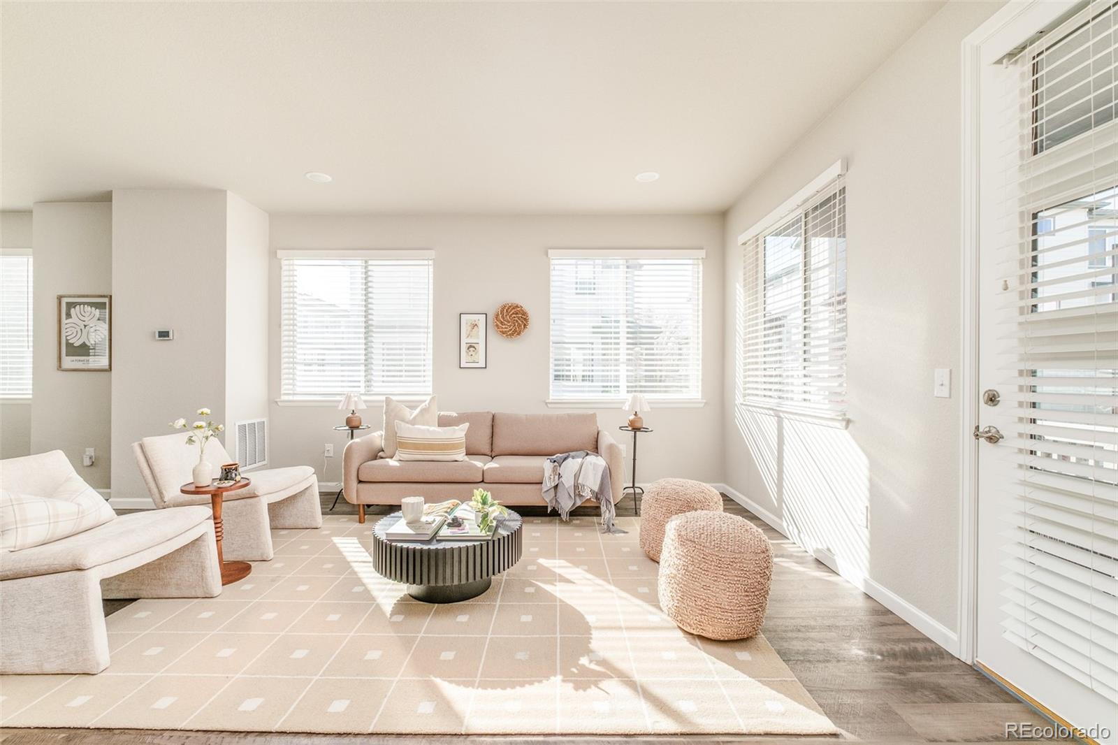 Photo of Listing #5880870