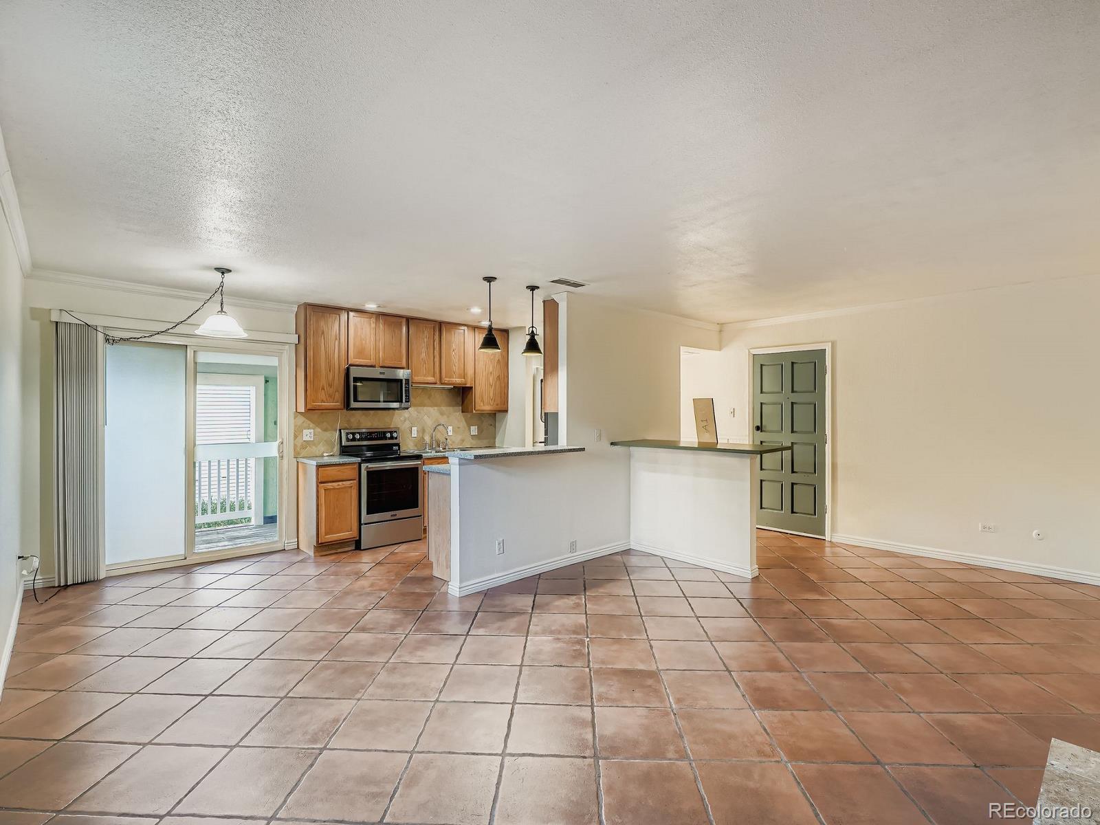 Photo of Listing #5882689