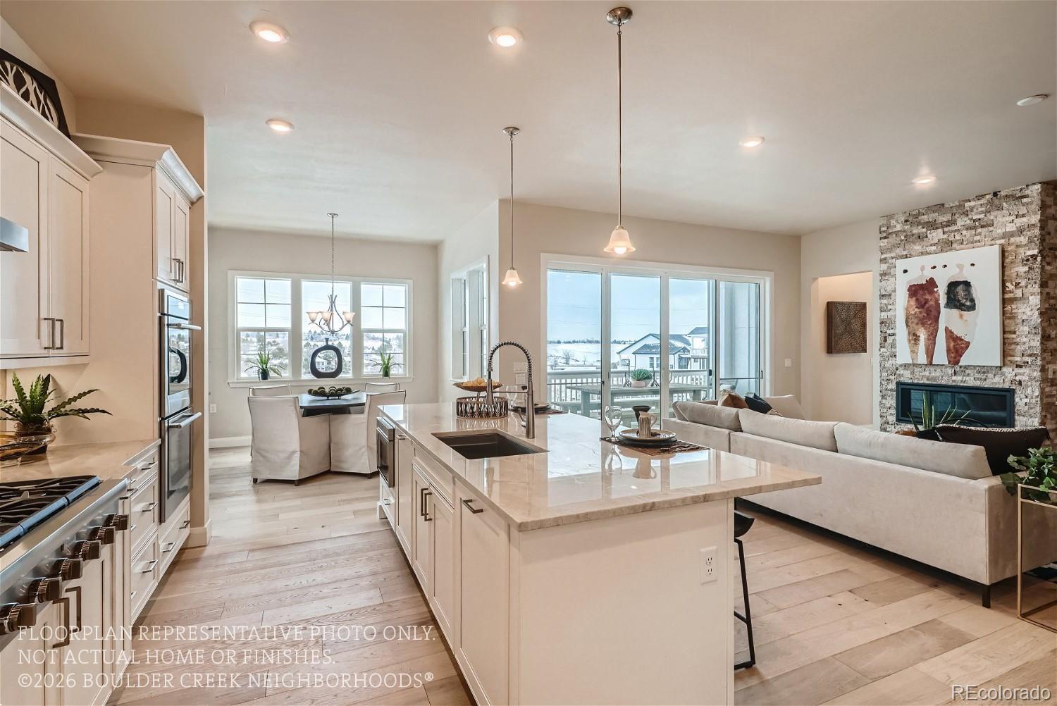 Photo of Listing #5889327