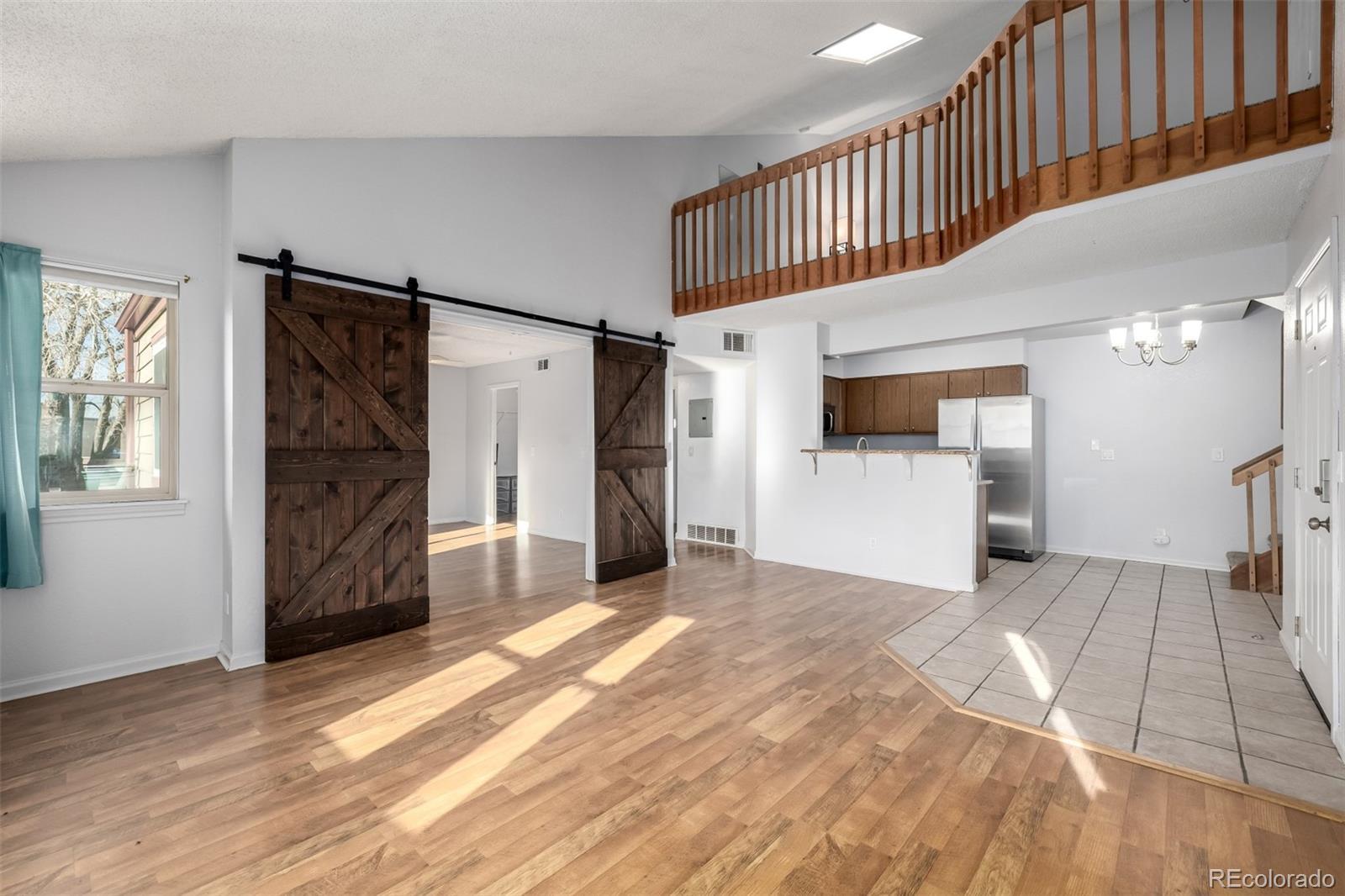 Photo of Listing #5905639