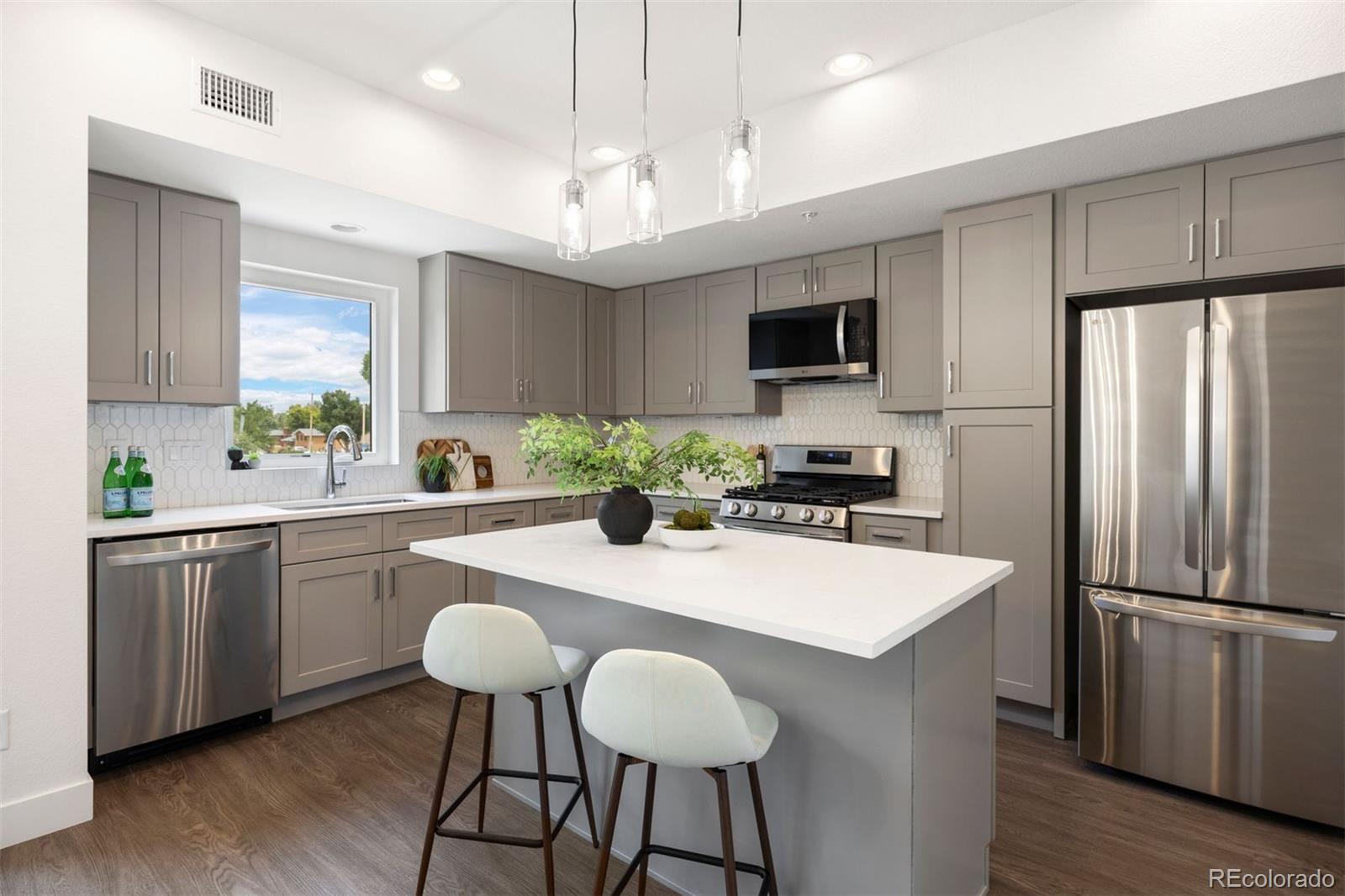 Photo of Listing #5913341