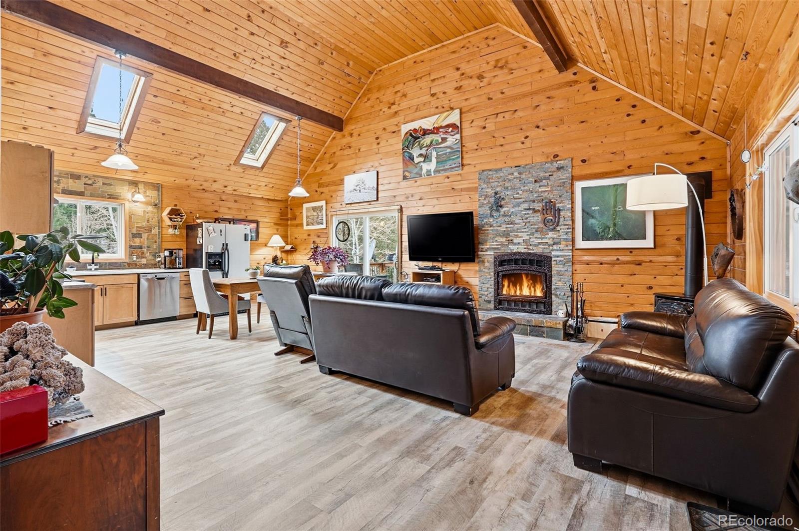 Photo of Listing #5923244