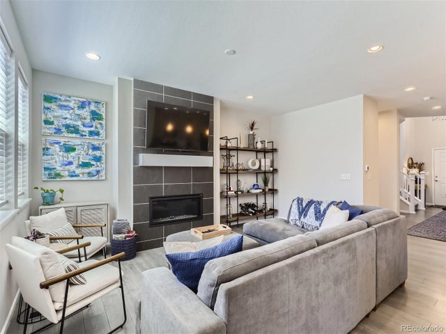 19112 E 65th Place, Denver