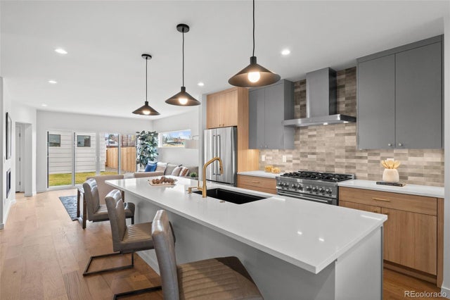 2538 S Acoma Street, Denver