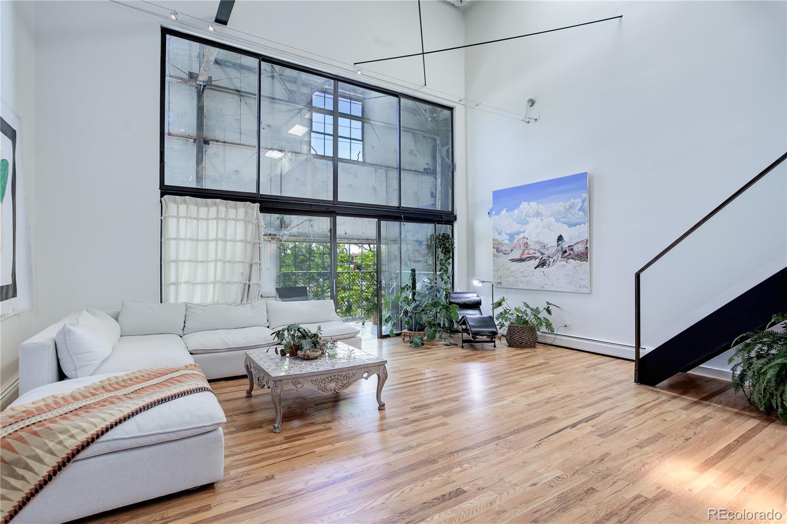 Photo of Listing #5985771