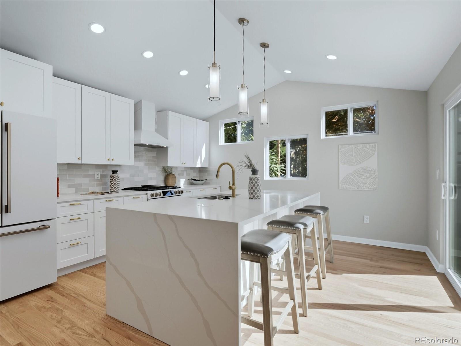 Photo of Listing #6030985