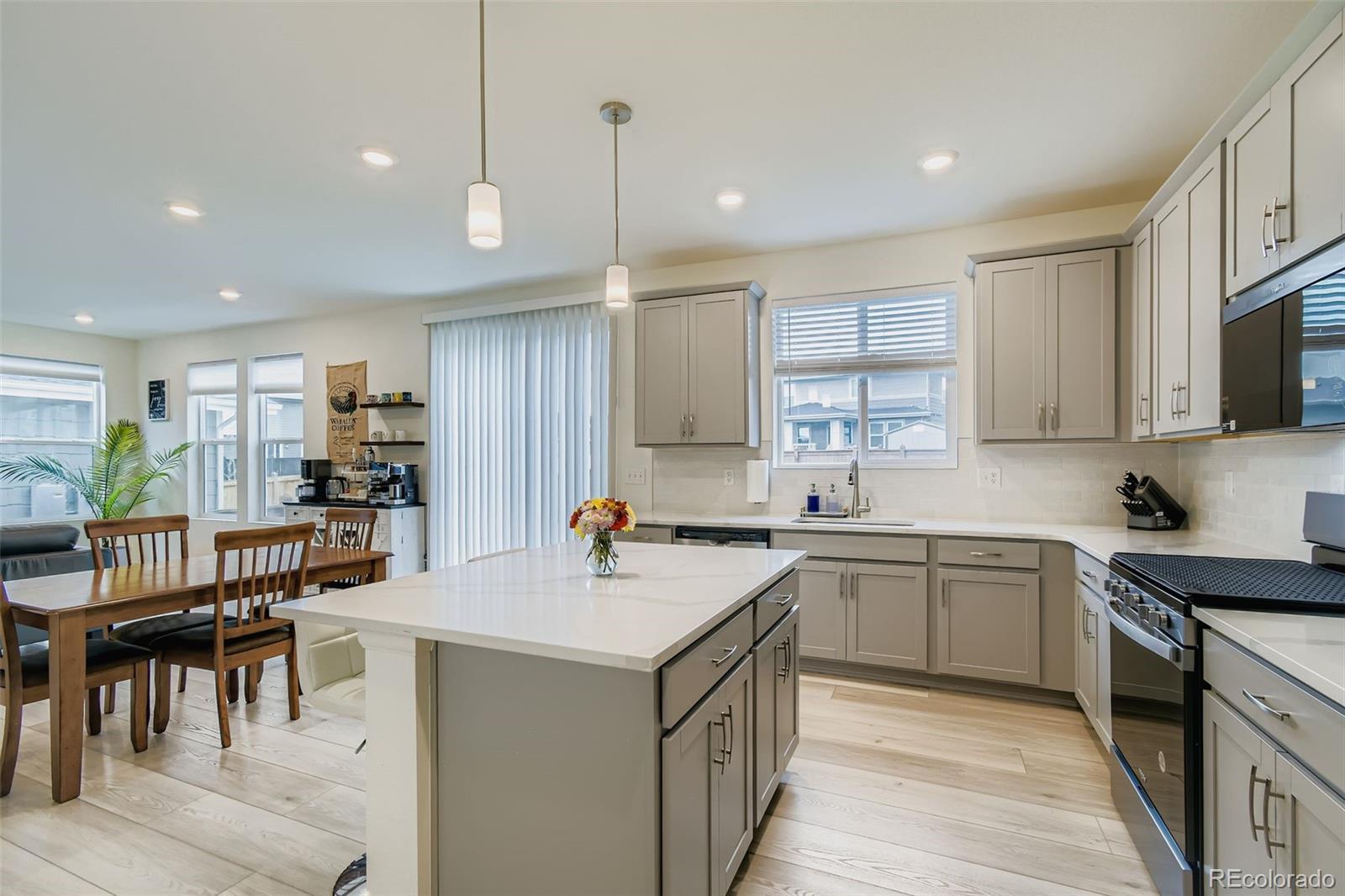 Photo of Listing #6053217