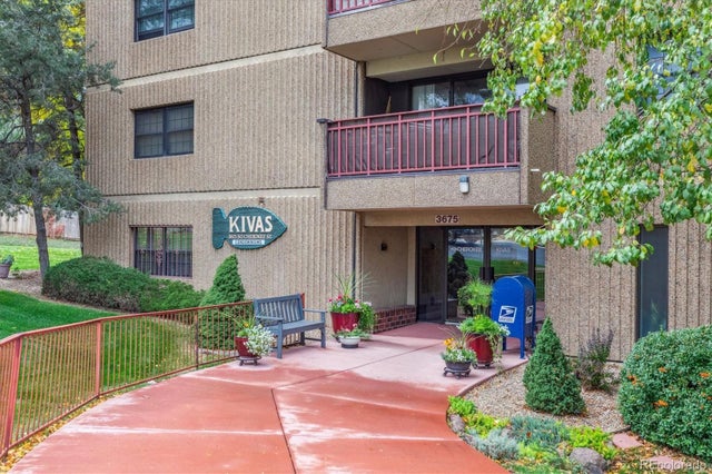 3675 S Cherokee Street 102a, Englewood