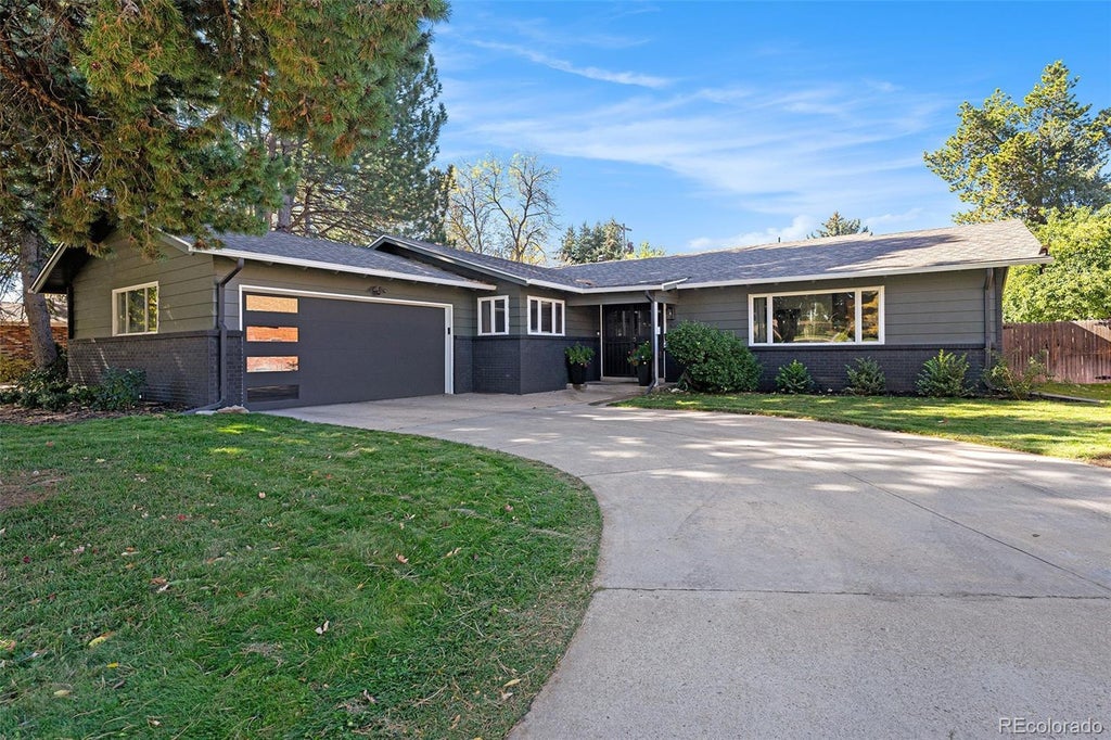 643 S Oneida Way, Denver