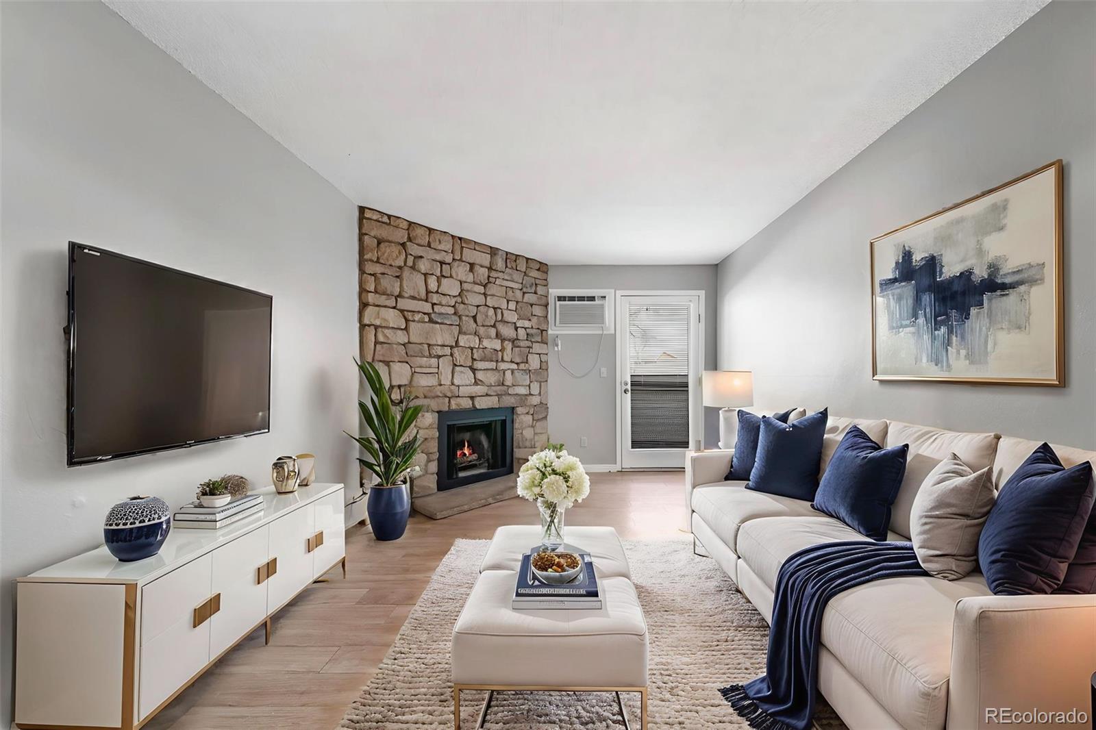 Photo of Listing #6329087