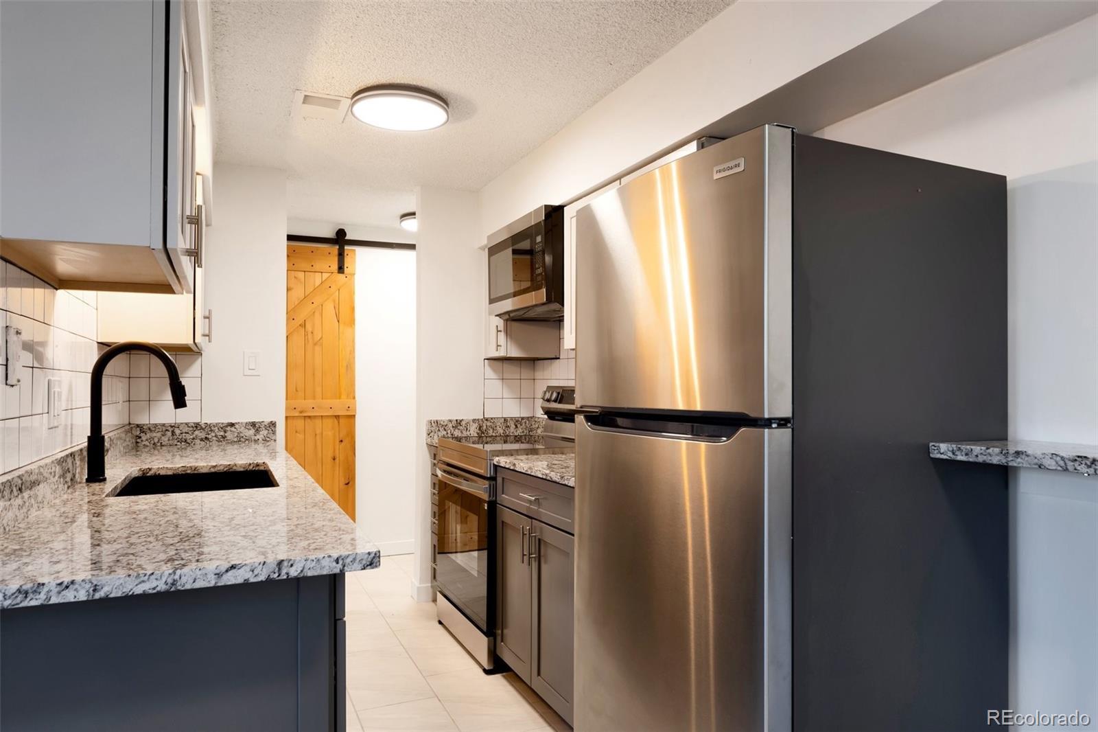 Photo of Listing #6352055