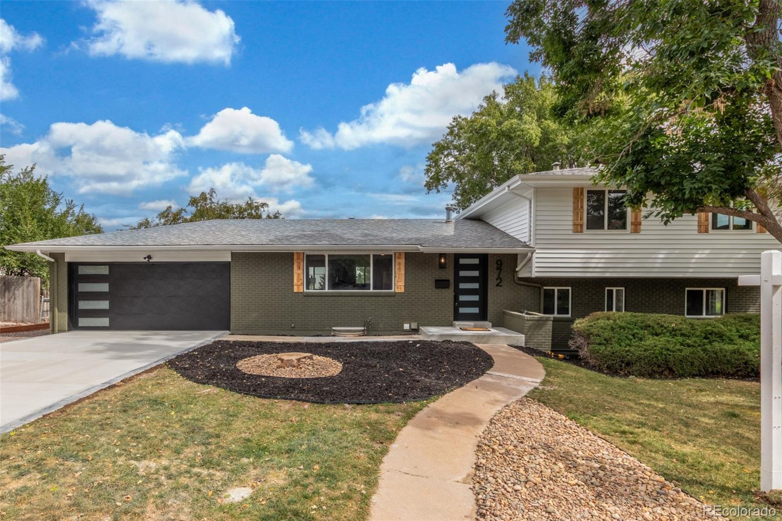 Photo of Listing #6382244