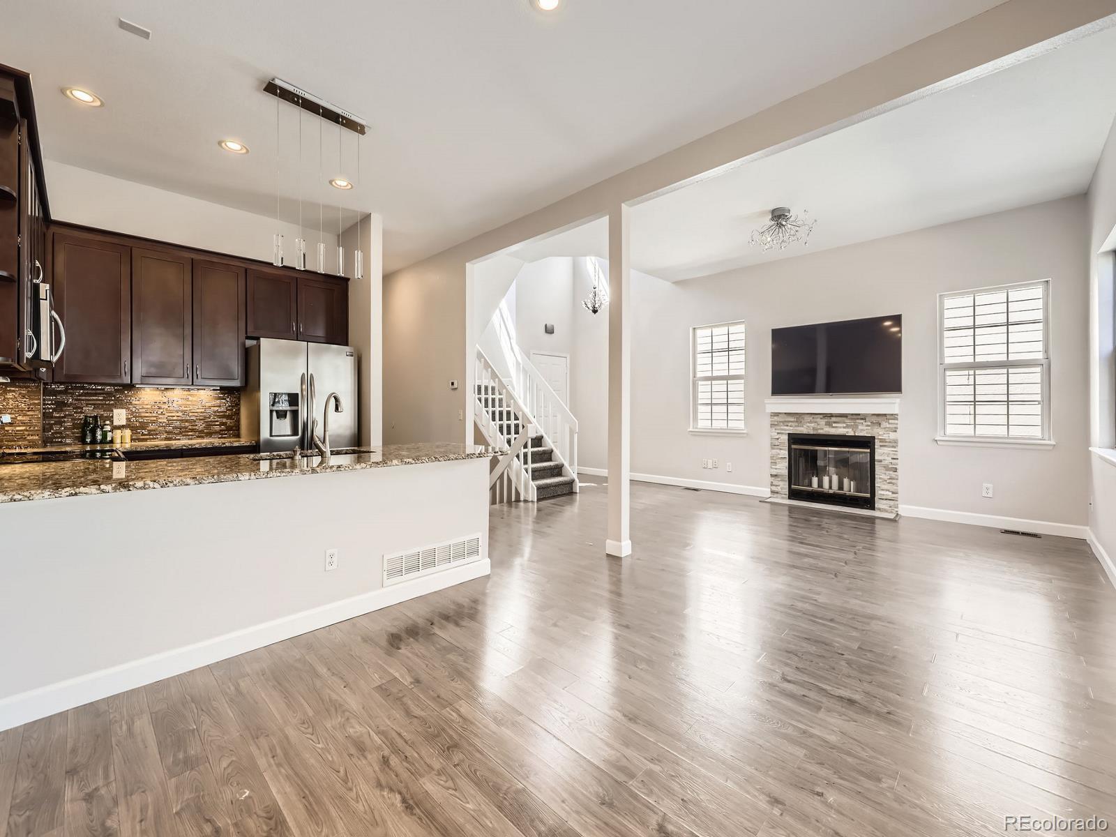 Photo of Listing #6408453