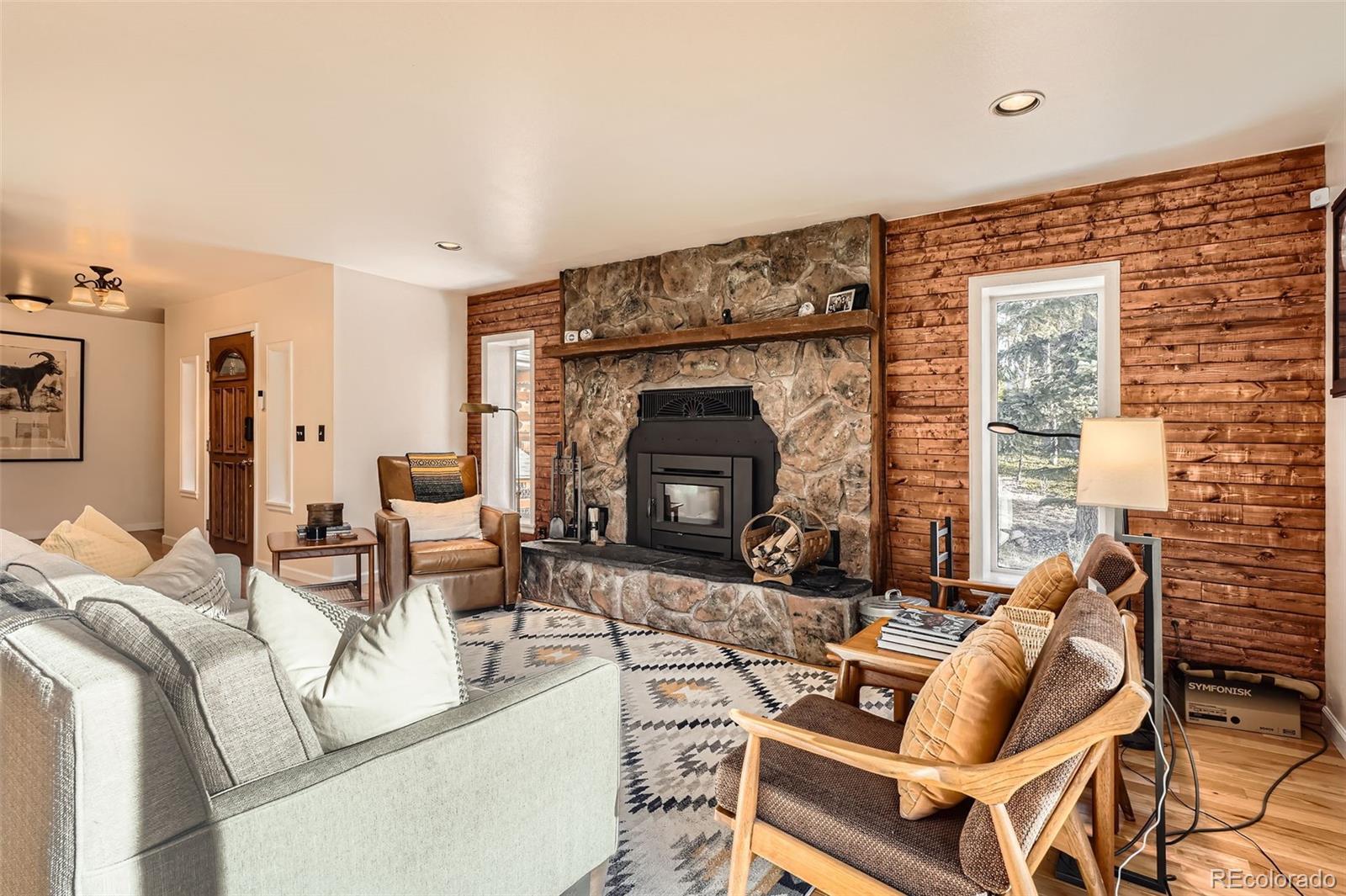 Photo of Listing #6530906