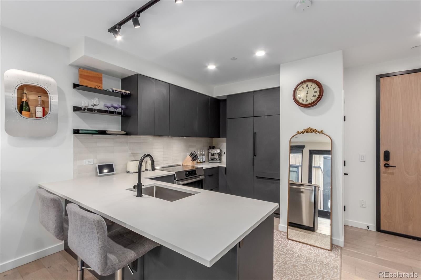 Photo of Listing #6556982