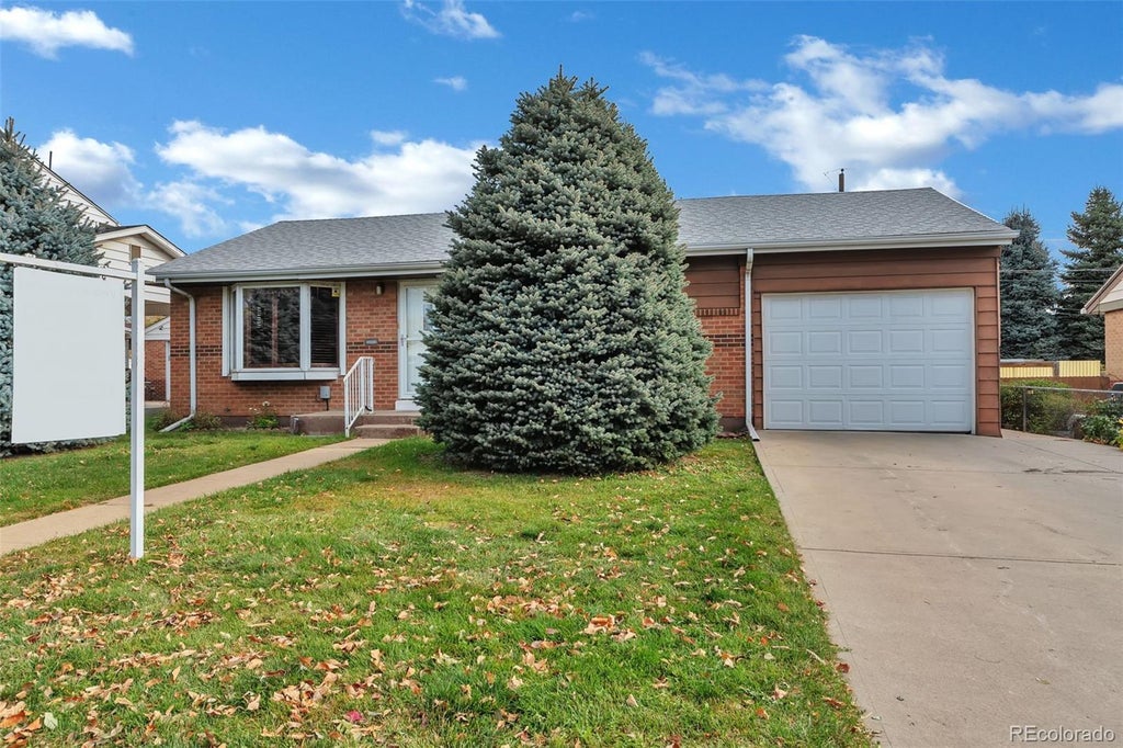 6916 Fern Drive, Denver