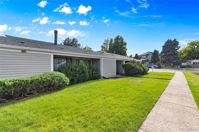 5532 S Greenwood Street, Littleton