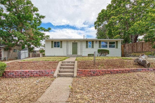 600 Bronco Road, Denver