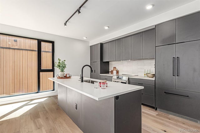 1601 Park Avenue 307, Denver