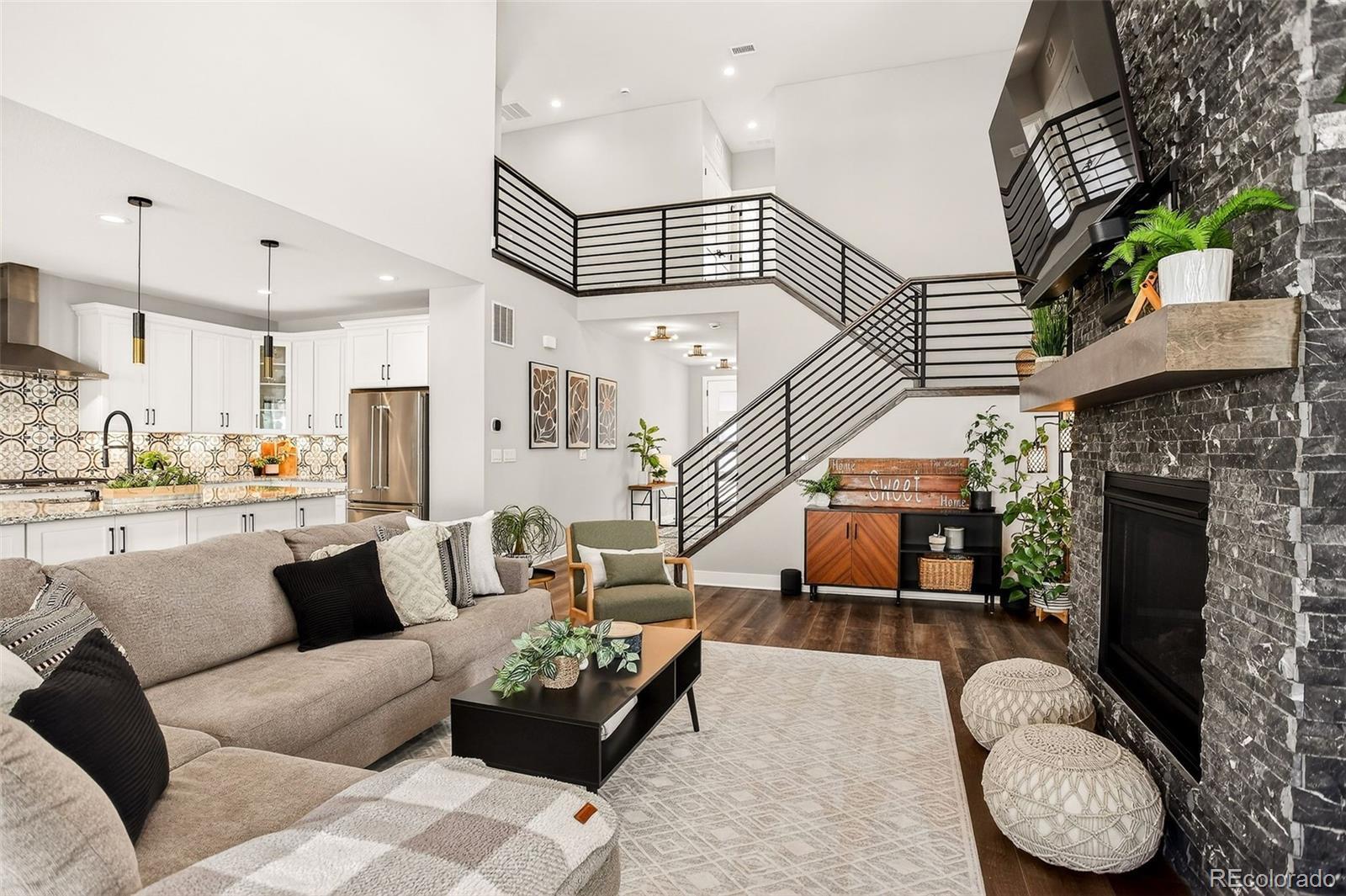 Photo of Listing #6711273