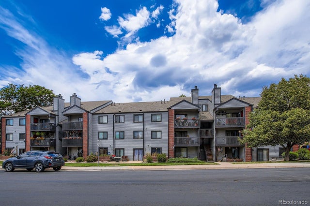 6385 Oak Street 205, Arvada