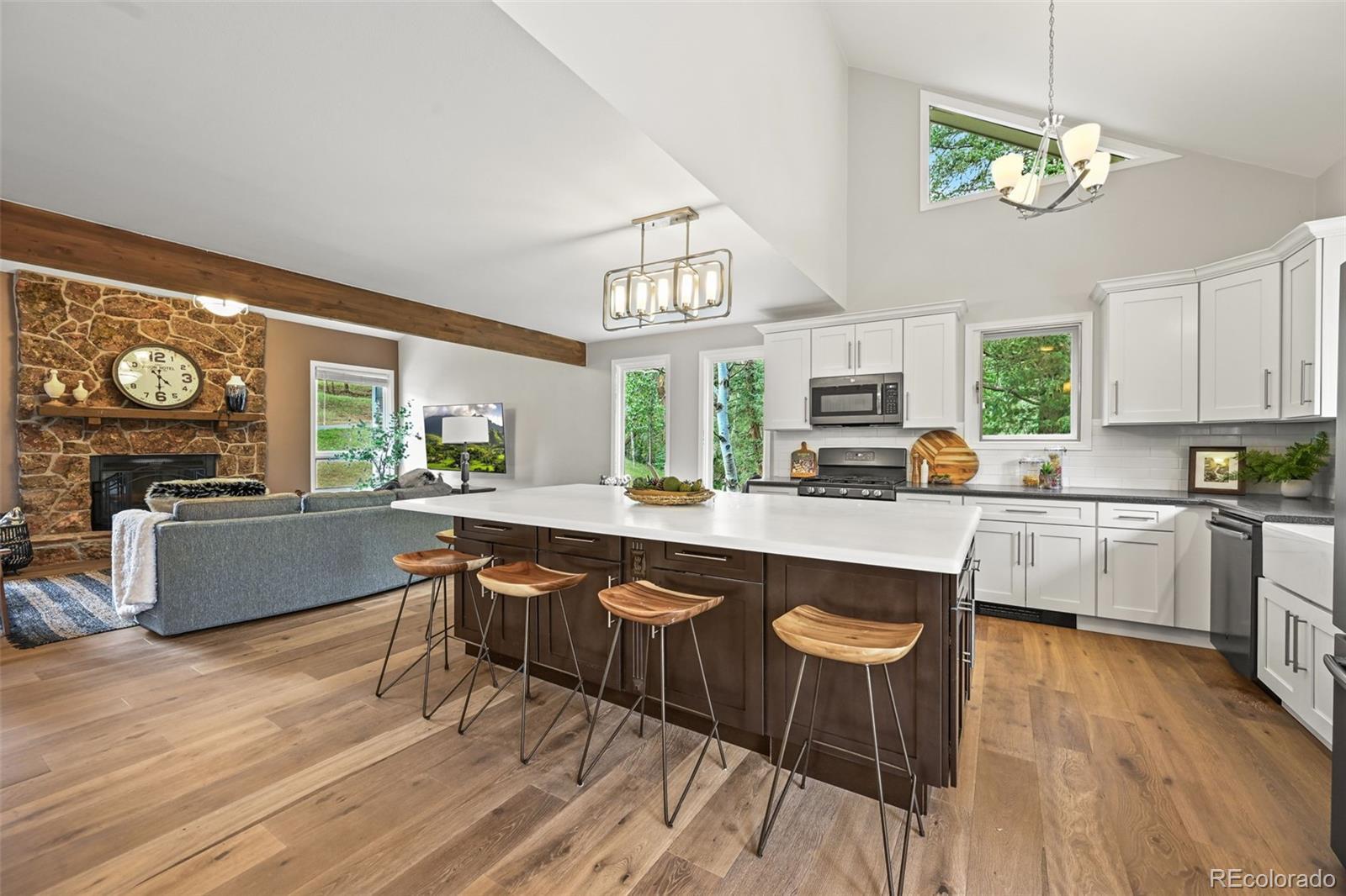 Photo of Listing #6734498