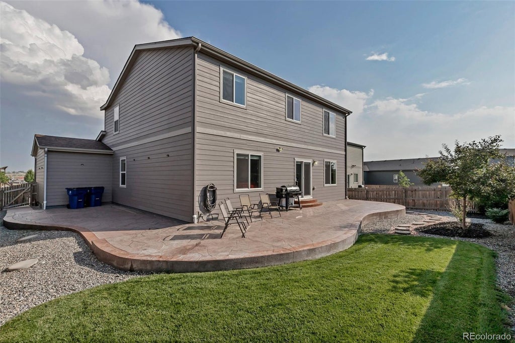 2359 Coyote Creek Drive, Fort Lupton