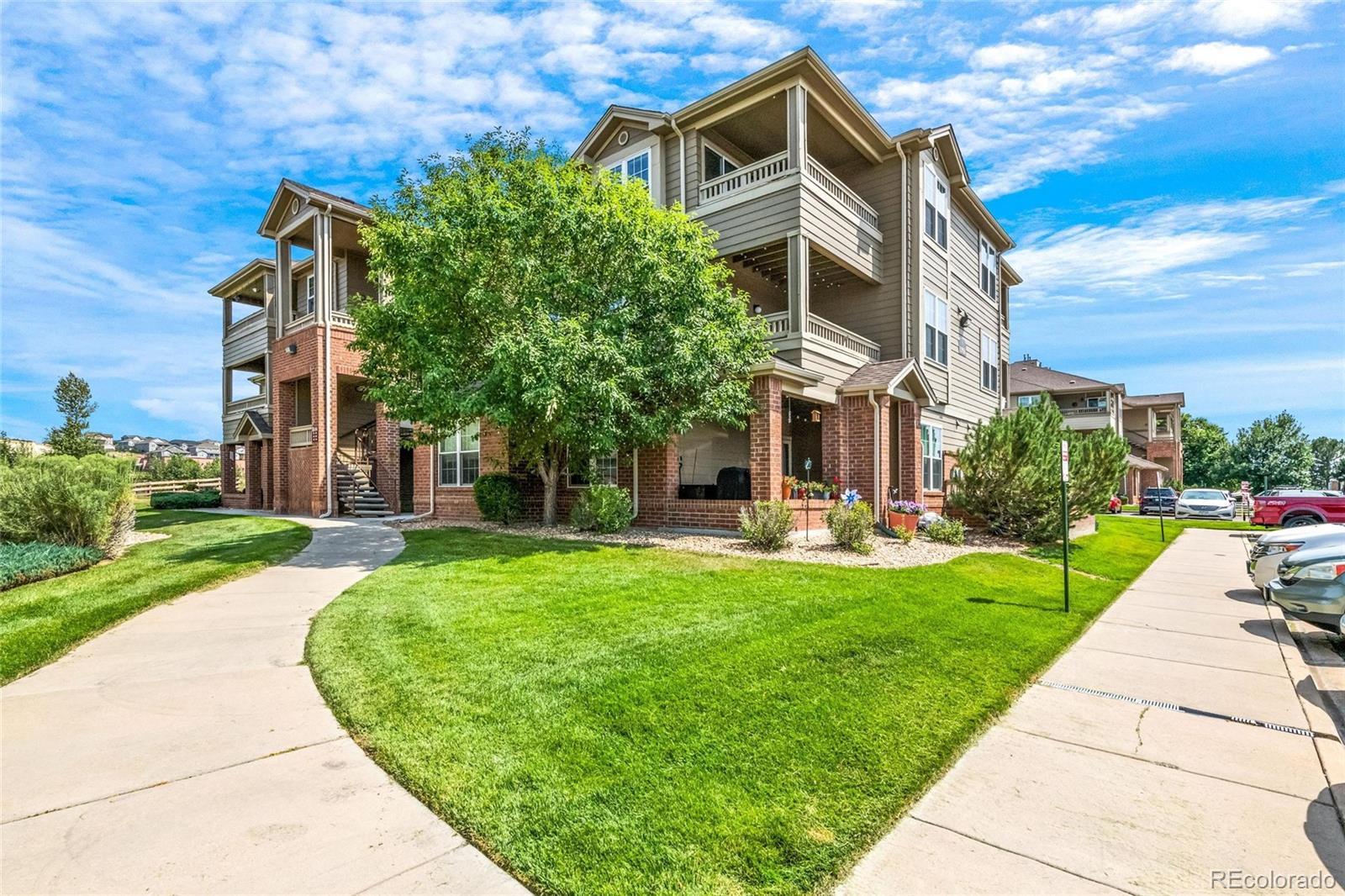 Photo of Listing #6889942