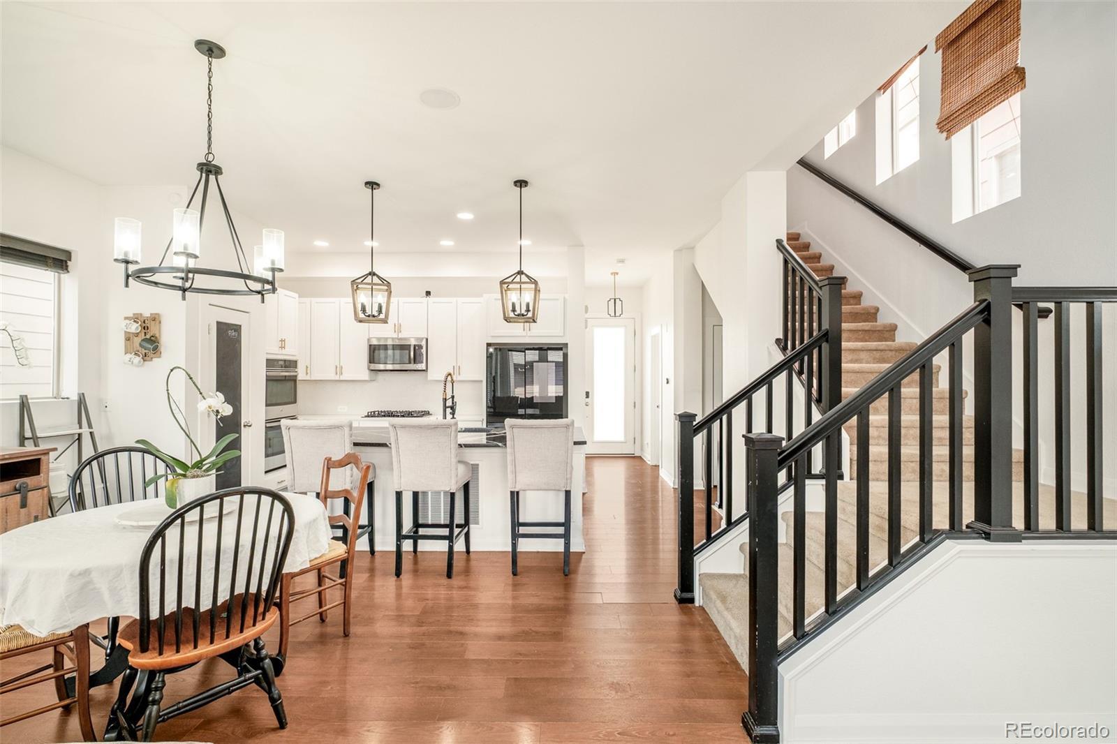 Photo of Listing #6907555