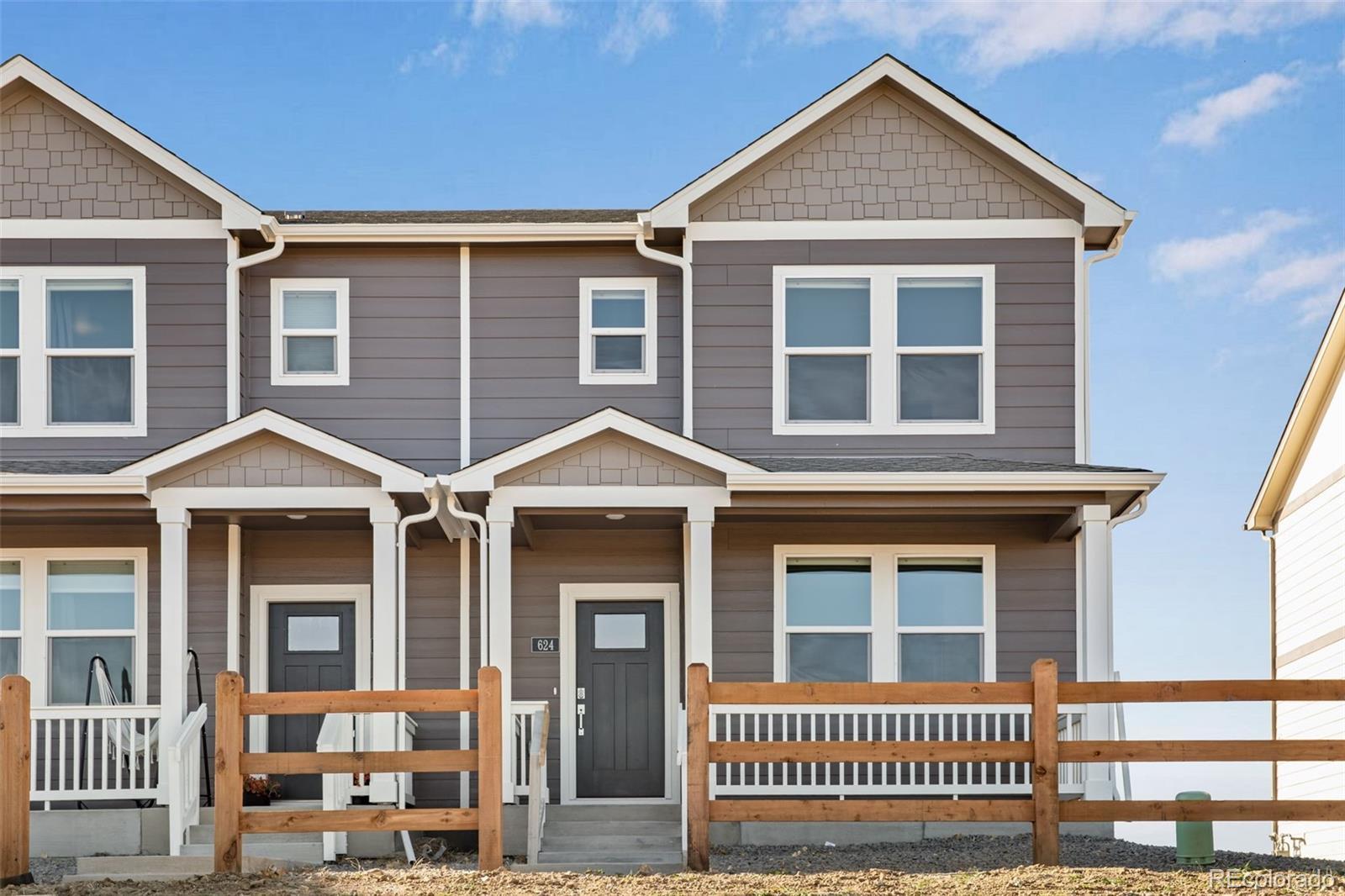 Photo of Listing #6910203