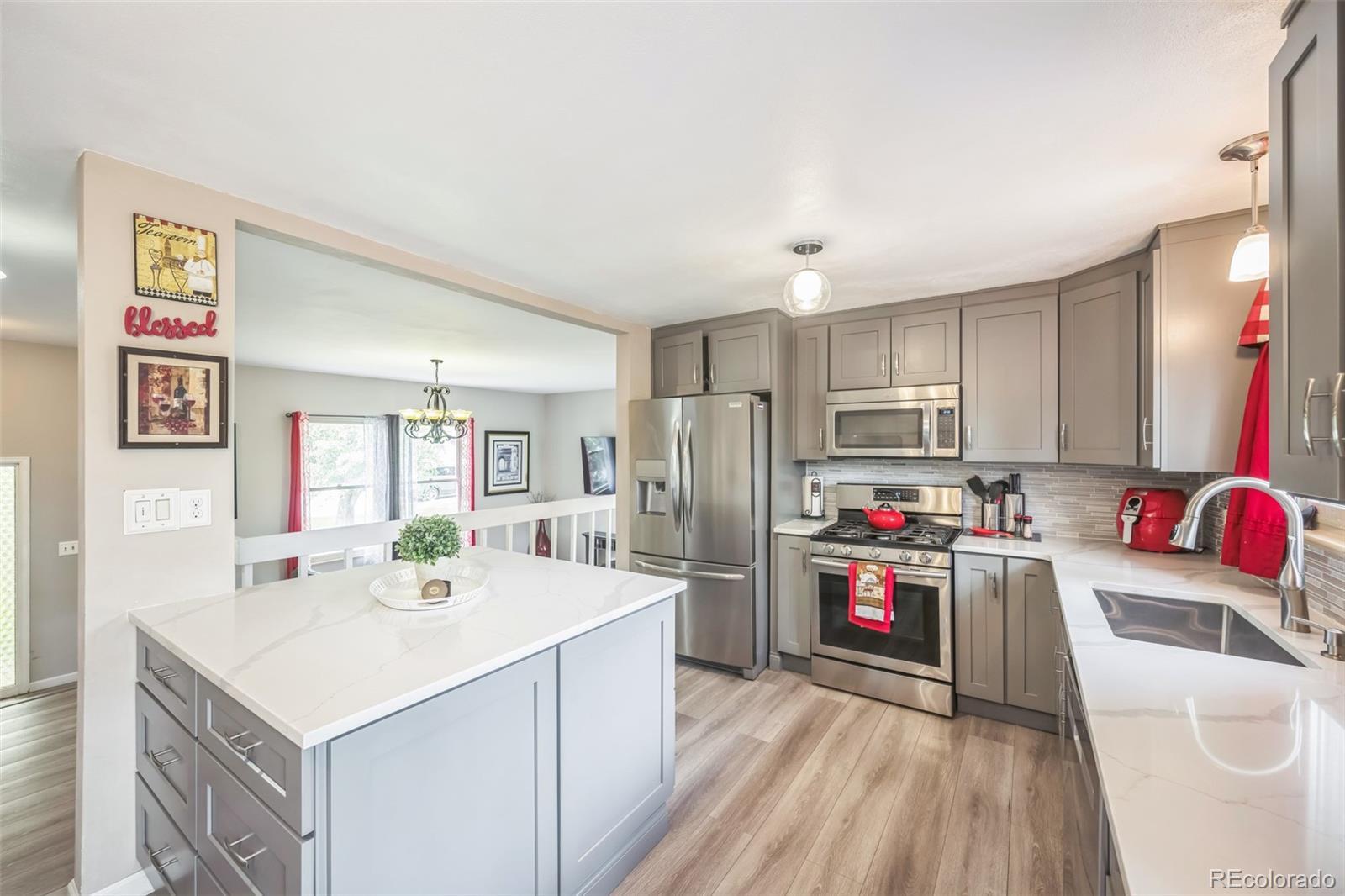 Photo of Listing #6927346