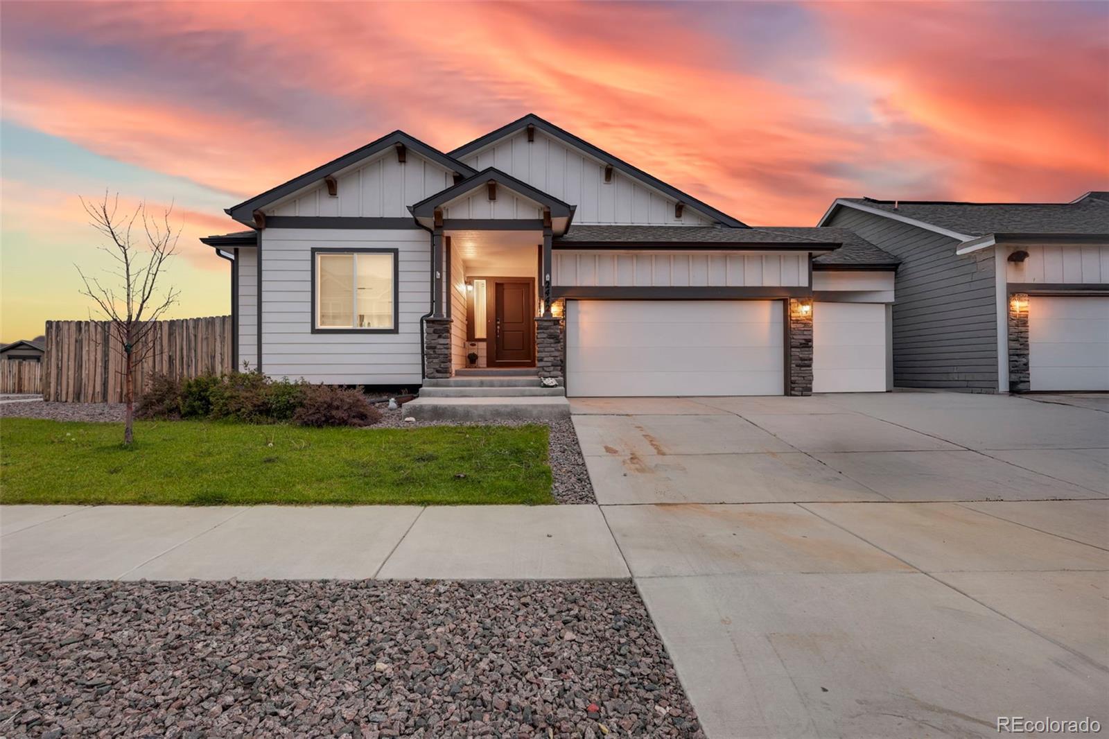 Photo of Listing #6932855