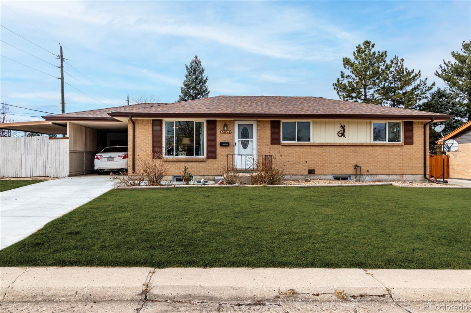 Photo of Listing #6984192