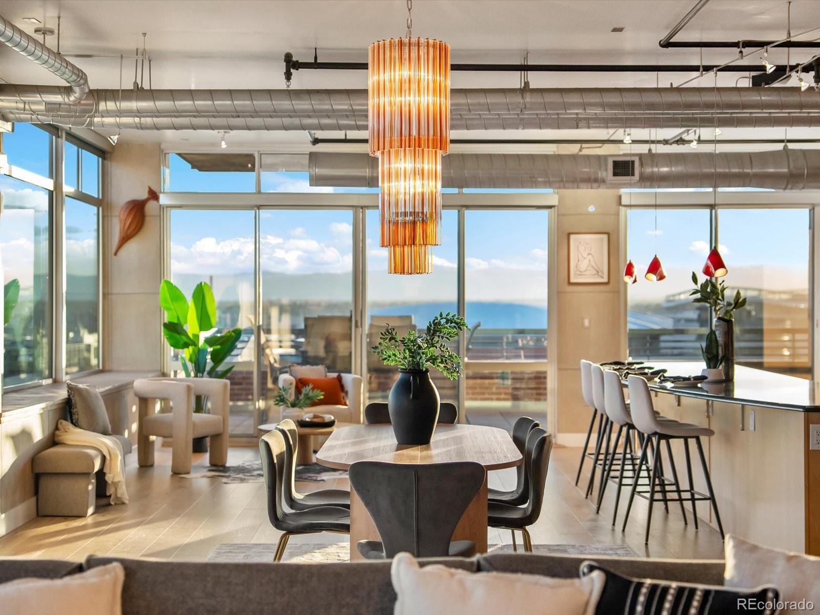 Photo of Listing #6989841