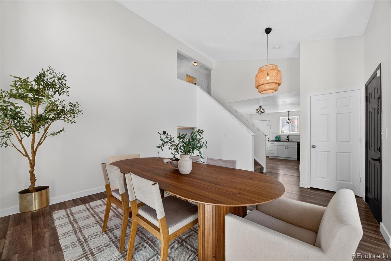 Photo of Listing #7049727