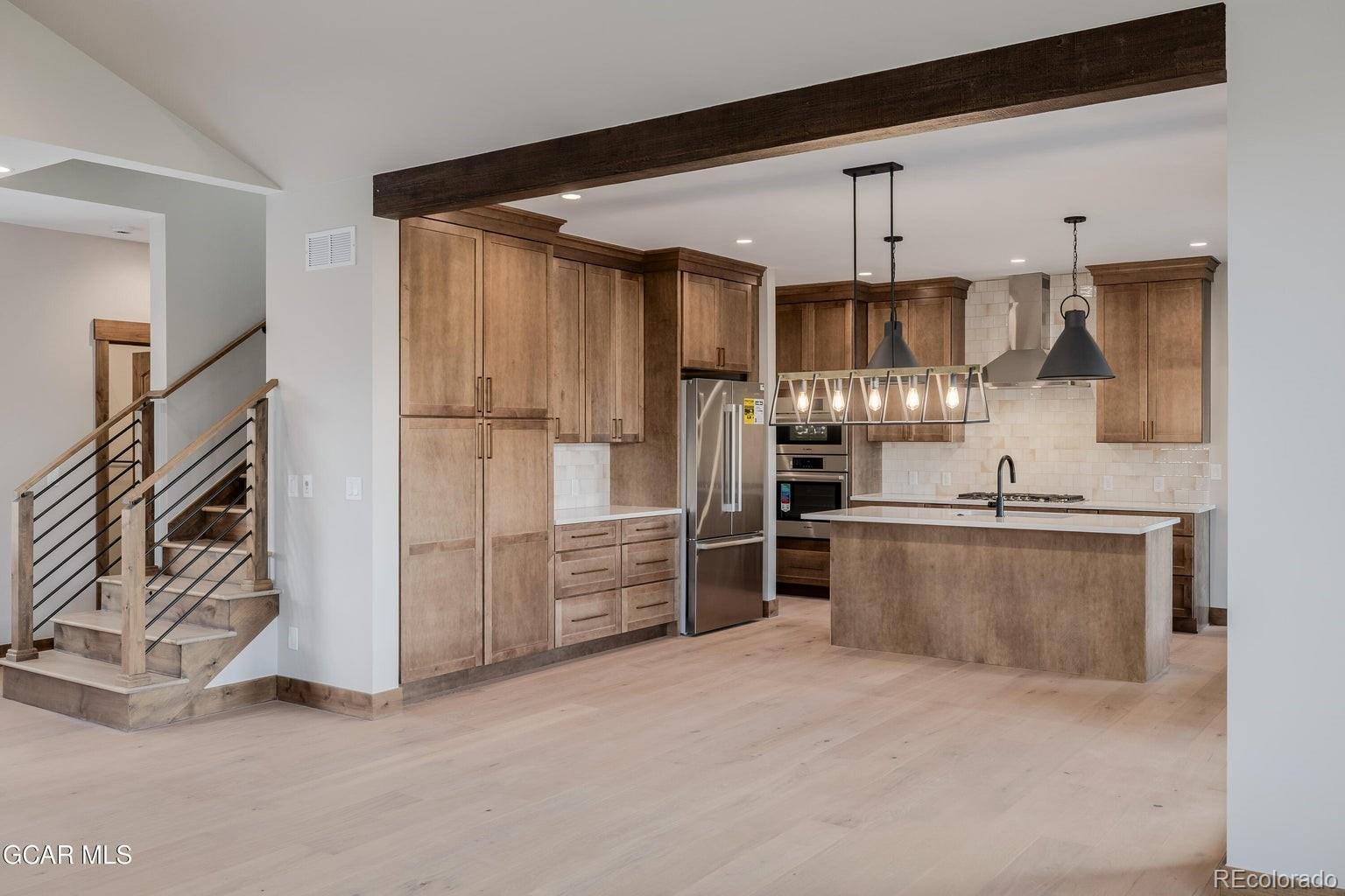 Photo of Listing #7072541