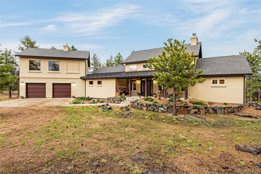 459 County Road 85, Guffey