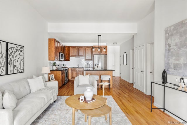 1950 N Logan Street 1013, Denver