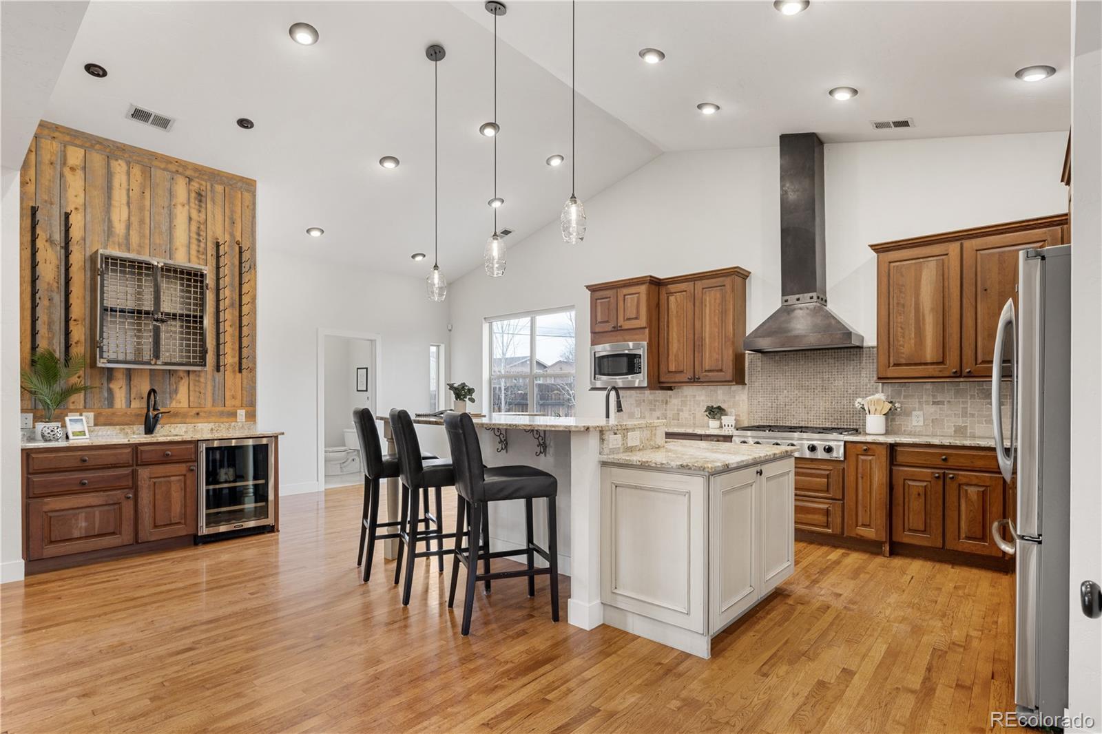 Photo of Listing #7137777