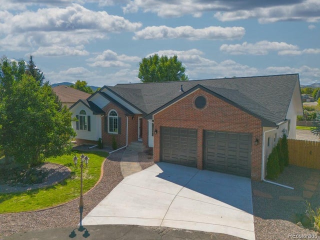 7809 S Flower Street, Littleton