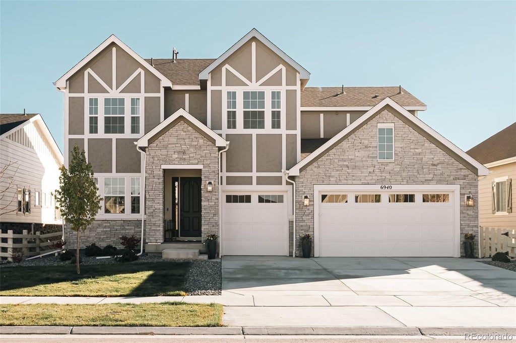 6940 S Yantley Court, Aurora