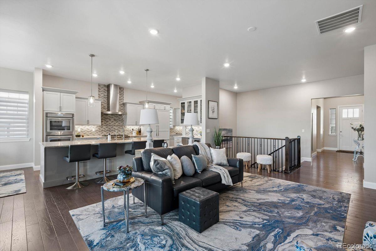 Photo of Listing #7330200