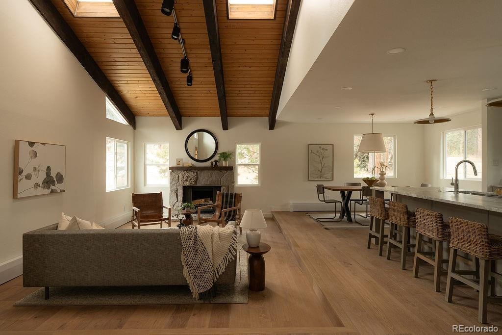 Photo of Listing #7362374