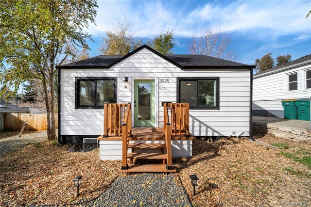 3075 S Clarkson Street, Englewood