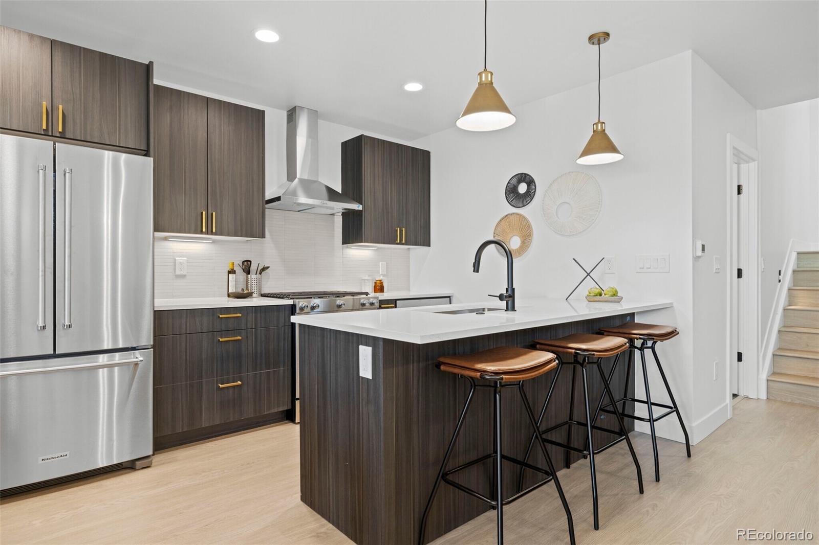 Photo of Listing #7373717