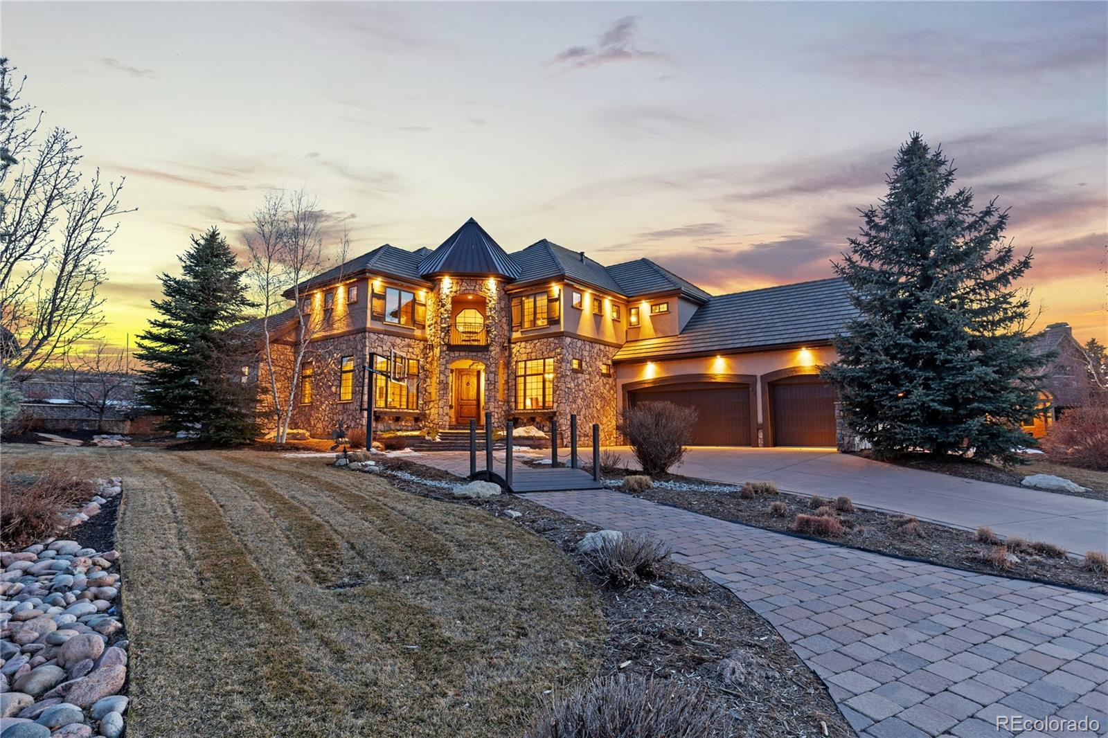 Photo of Listing #7389017